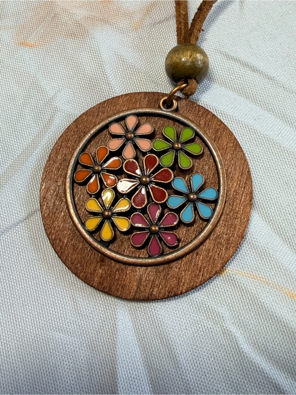 Necklace VINTAGE Colorful like new!
